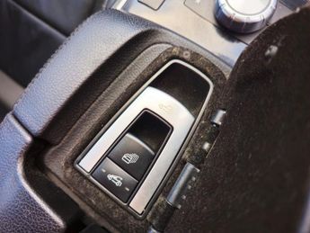 MERCEDES-BENZ E-CLASS 2.1 E220 CDI AMG Sport Cabriolet 2dr Diesel G-Tronic+ Euro 5 (s/