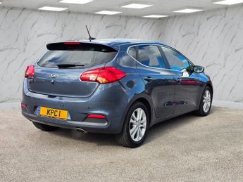 KIA CEED 1.6 GDi 3 Hatchback 5dr Petrol DCT Euro 5 (133 bhp) ***DRIVE AWA