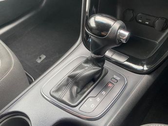 KIA CEED 1.6 CRDi 3 Sportswagon 5dr Diesel Auto Euro 5 (126 bhp)