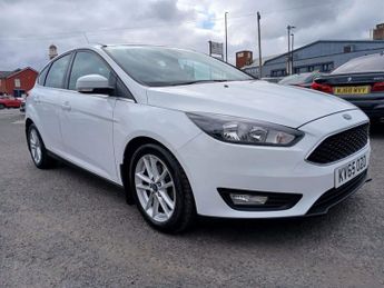 FORD FOCUS 1.6 Zetec Hatchback 5dr Petrol Powershift Euro 6 (125 ps)