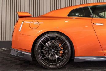 NISSAN GT-R 3.8 V6 Recaro Coupe 2dr Petrol Auto 4WD Euro 6 (570 ps)