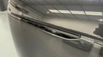 LAND ROVER RANGE ROVER 3.0 D300 MHEV HSE SUV 5dr Diesel Auto 4WD Euro 6 (s/s) (300 ps)