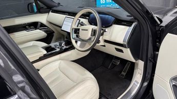 LAND ROVER RANGE ROVER 3.0 D300 MHEV HSE SUV 5dr Diesel Auto 4WD Euro 6 (s/s) (300 ps)