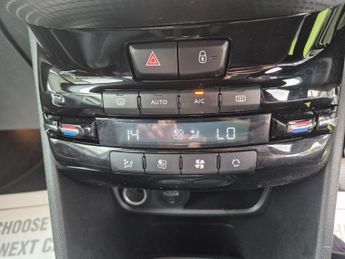 PEUGEOT 2008 1.6 e-HDi Allure SUV 5dr Diesel EGC Euro 5 (s/s) (92 ps)