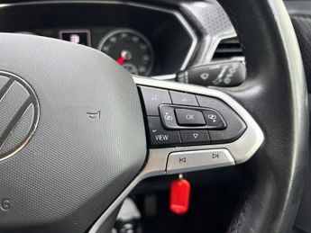 VOLKSWAGEN T-CROSS 1.0 TSI SEL SUV 5dr Petrol DSG Euro 6 (s/s) (110 ps)