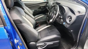 TOYOTA YARIS 1.5 VVT-h GR SPORT Hatchback 5dr Petrol Hybrid E-CVT Euro 6 (s/s