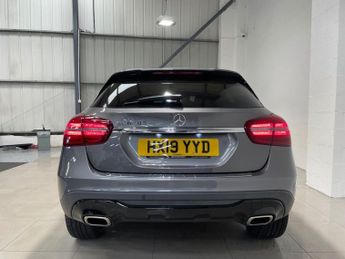 MERCEDES-BENZ GLA 1.6 GLA180 Urban Edition SUV 5dr Petrol 7G-DCT Euro 6 (s/s) (122