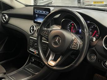 MERCEDES-BENZ GLA 1.6 GLA180 Urban Edition SUV 5dr Petrol 7G-DCT Euro 6 (s/s) (122
