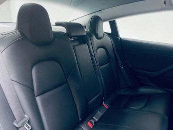 TESLA Model 3 (Dual Motor) Long Range Saloon 4dr Electric Auto 4WDE (346 ps)