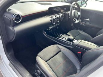 MERCEDES-BENZ A-CLASS 1.3 A180 AMG Line (Executive) Hatchback 5dr Petrol 7G-DCT Euro 6