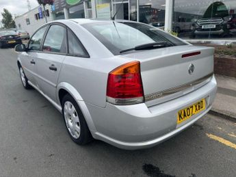 VAUXHALL VECTRA 1.8 VVT Life Hatchback 5dr Petrol Manual (173 g/km, 138 bhp)