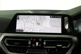 BMW 3 SERIES 2.0 320i M Sport Auto Euro 6 (s/s) 4dr