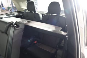 VOLVO XC90 2.0 B5 MHEV Plus Auto 4WD Euro 6 (s/s) 5dr