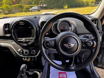 MINI COUNTRYMAN 1.5 7.6kWh Cooper SE SUV 5dr Petrol Plug-in Hybrid Auto ALL4 Eur