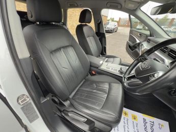AUDI A6 AVANT 2.0 TDI 40 Sport Estate 5dr Diesel S Tronic Euro 6 (s/s) (204 ps