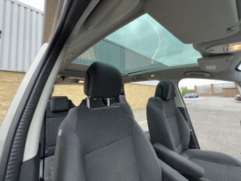 PEUGEOT 5008 1.6 BlueHDi Allure MPV 5dr Diesel EAT Euro 6 (s/s) (120 ps)