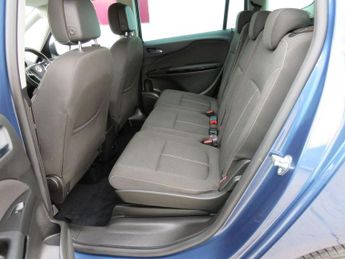 VAUXHALL ZAFIRA TOURER 2.0 CDTi SRi MPV 5dr Diesel Auto Euro 6 (170 ps)