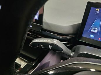 MG Mg4 64kWh Trophy Long Range Hatchback 5dr Electric Auto (203 ps)