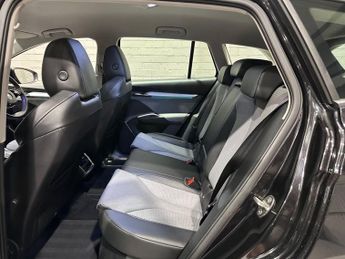 SKODA ENYAQ 62kWh 60 SUV 5dr Electric Auto (DC120kW) (179 ps)