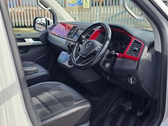 VOLKSWAGEN CARAVELLE 2.0 BiTDI BlueMotion Tech Generation Six MPV 5dr Diesel DSG Euro