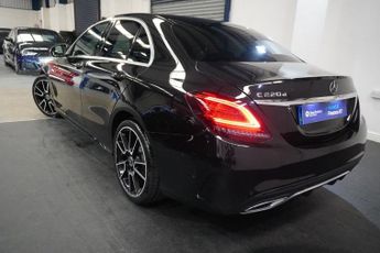 MERCEDES-BENZ C-CLASS 2.0 C220d AMG Line (Premium) Saloon 4dr Diesel G-Tronic+ Euro 6 