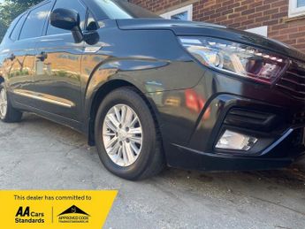 Ssangyong Turismo 2.2D EX MPV 5dr Diesel Manual Euro 6 (178 ps)