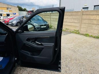 LAND ROVER RANGE ROVER EVOQUE Land Rover Range Rover Evoque 2.0 P200 MHEV SE SUV 5dr Petrol Au