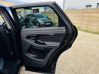 LAND ROVER RANGE ROVER EVOQUE P300 MHEV SE SUV 5dr Petrol Auto 4WD Euro 6 (s/s) (300 ps)