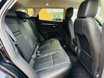 LAND ROVER RANGE ROVER EVOQUE P300 MHEV SE SUV 5dr Petrol Auto 4WD Euro 6 (s/s) (300 ps)
