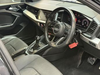 AUDI A1 1.0 TFSI 30 S line Sportback 5dr Petrol S Tronic Euro 6 (s/s) (1
