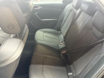 AUDI A1 1.0 TFSI 30 S line Sportback 5dr Petrol S Tronic Euro 6 (s/s) (1