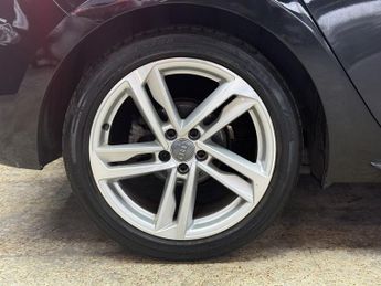 AUDI A1 1.0 TFSI 30 S line Sportback 5dr Petrol S Tronic Euro 6 (s/s) (1