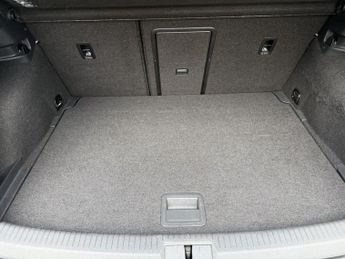 VOLKSWAGEN GOLF 1.6 TDI BlueMotion Tech GT Edition Hatchback 5dr Diesel DSG Euro