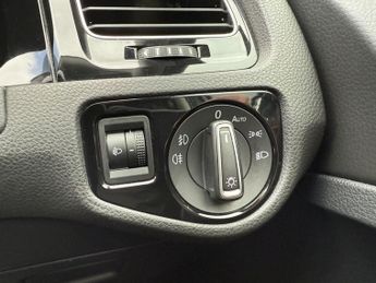 VOLKSWAGEN GOLF 1.6 TDI BlueMotion Tech GT Edition Hatchback 5dr Diesel DSG Euro