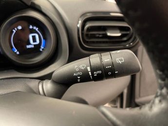 TOYOTA YARIS 1.5 VVT-h Design Hatchback 5dr Petrol Hybrid E-CVT Euro 6 (s/s) 