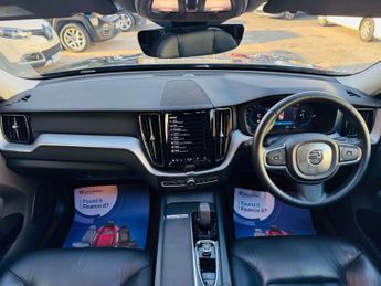 VOLVO XC60 2.0h T6 Recharge 11.6kWh Inscription Expression SUV 5dr Petrol P