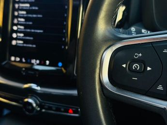 VOLVO XC60 2.0h T6 Recharge 11.6kWh Inscription Expression SUV 5dr Petrol P