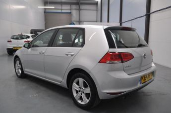 VOLKSWAGEN GOLF 1.6 TDI BlueMotion Tech Match Hatchback 5dr Diesel DSG Euro 5 (s
