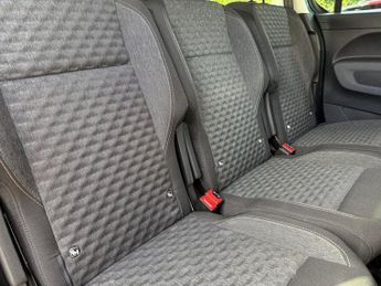 PEUGEOT e-Rifter 52kWh GT Standard MPV 5dr Electric Auto (7.4kW Charger) (136 ps)