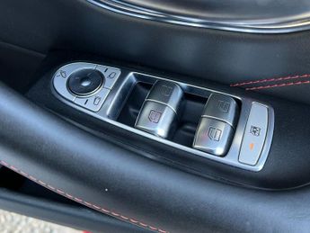 MERCEDES-BENZ E-CLASS 3.0 E43 V6 AMG (Premium Plus) Saloon 4dr Petrol G-Tronic+ 4MATIC
