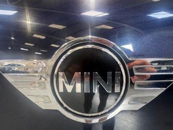 MINI COUNTRYMAN 2.0 Cooper D SUV 5dr Diesel Auto ALL4 Euro 5 (112 ps)
