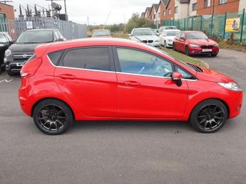 FORD FIESTA 1.6 Titanium Hatchback 5dr Petrol Manual (134 g/km, 118 bhp)