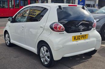 TOYOTA AYGO AUTOMATIC 1.0 VVT-i Fire Hatchback 5dr Petrol MultiMode Euro 5 (