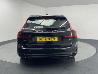 VOLVO V90 2.0 B4 MHEV Momentum Estate 5dr Diesel Hybrid Auto Euro 6 (s/s) 
