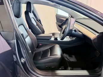 TESLA Model 3 (Dual Motor) Long Range Saloon 4dr Electric Auto 4WDE (346 ps)