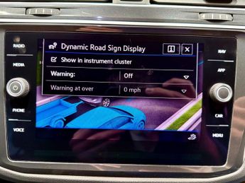 VOLKSWAGEN TIGUAN 1.5 TSI R-Line SUV 5dr Petrol DSG Euro 6 (s/s) (150 ps)