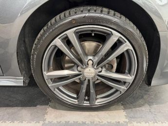 AUDI A3 2.0 TDI S line Hatchback 3dr Diesel S Tronic Auto 6Spd Euro 6 (s