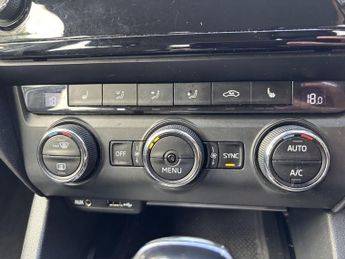 SKODA OCTAVIA 1.4 TSI SE L Estate 5dr Petrol DSG Euro 6 (s/s) (150 ps)