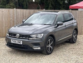 Volkswagen Tiguan 2.0 TDI BlueMotion Tech SE Navigation SUV 5dr Diesel Manual Euro