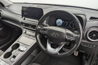 HYUNDAI KONA 64kWh Premium SUV 5dr Electric Auto (10.5kW Charger) (204 ps)
